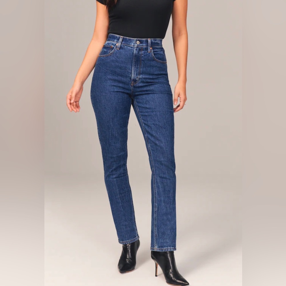 NWOT Abercrombie & Fitch 90s slim straight jeans